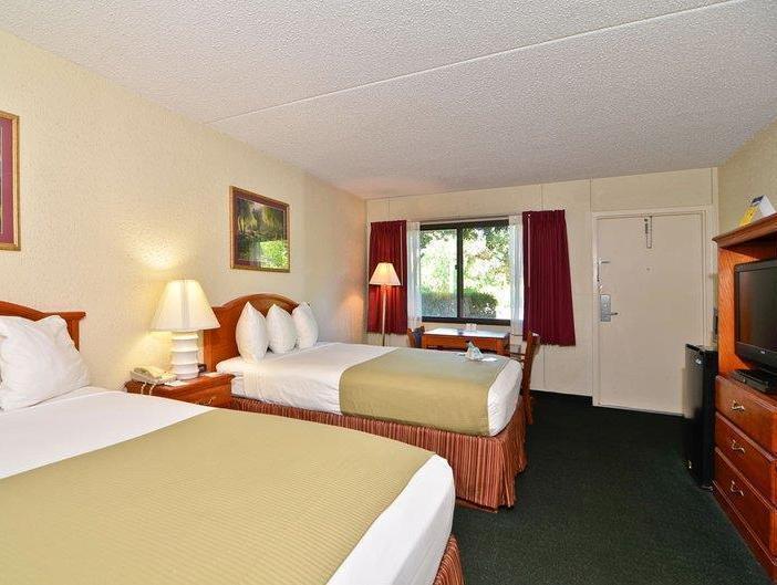 Best Western Crossroads Inn DeFuniak Springs Εξωτερικό φωτογραφία