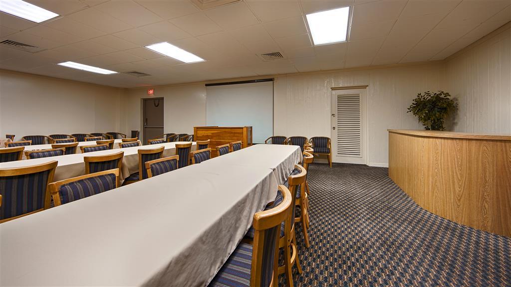 Best Western Crossroads Inn DeFuniak Springs Ανέσεις φωτογραφία