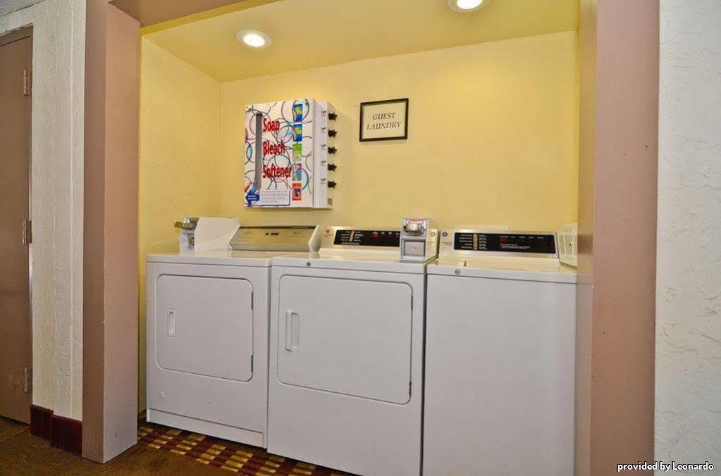 Best Western Crossroads Inn DeFuniak Springs Ανέσεις φωτογραφία